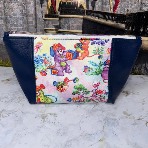 Bear Peek a boo pouch